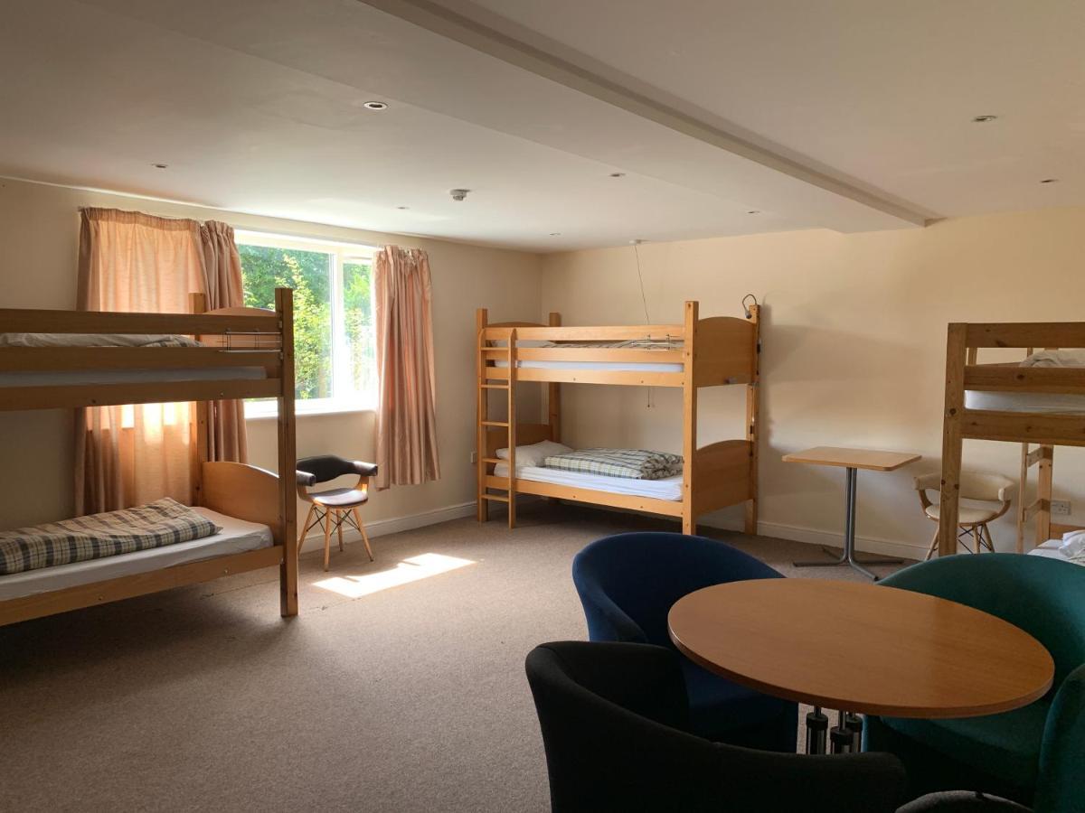 Stonehenge Hostel - Yha Affliated Cholderton Eksteriør bilde